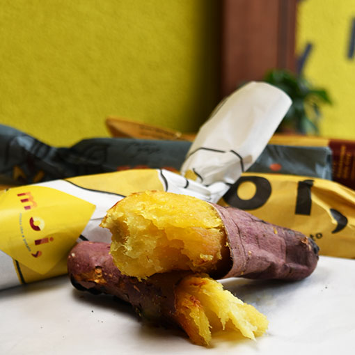 moi,　つぼやきいも専門店　甘くておいしいべにはるか　しっとりなめらかシルクスイート